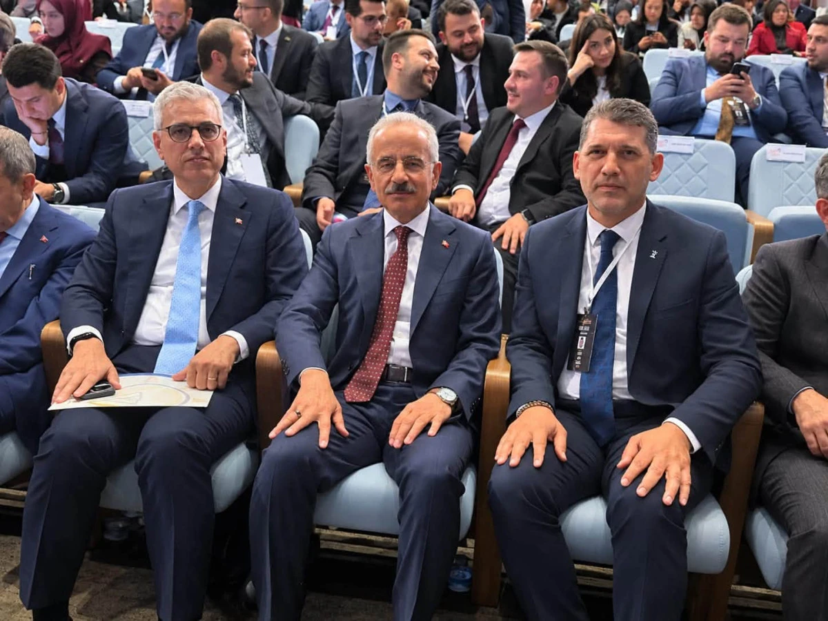 AK Parti Antalya İl Başkanı &Ccedil;etin, Memişoğlu ve Uraloğlu ile g&ouml;r&uuml;şt&uuml;