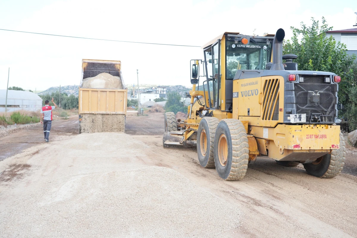 Antalya Kepez&rsquo;de 11. Cadde ulaşıma a&ccedil;ılıyor