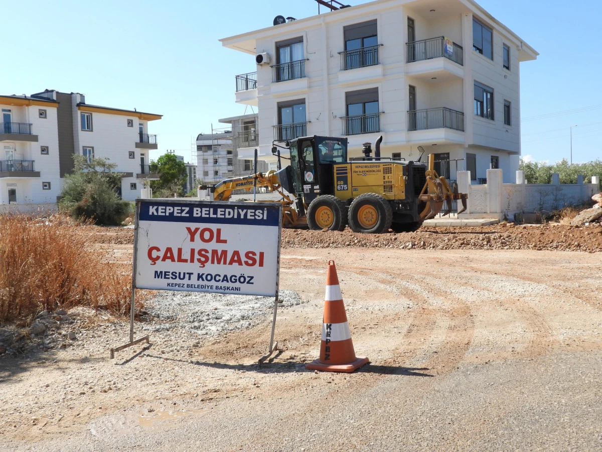 Antalya Kepez&rsquo;de 5 bin 170 metrelik yol! Asfalt &ccedil;alışmaları hızlandı