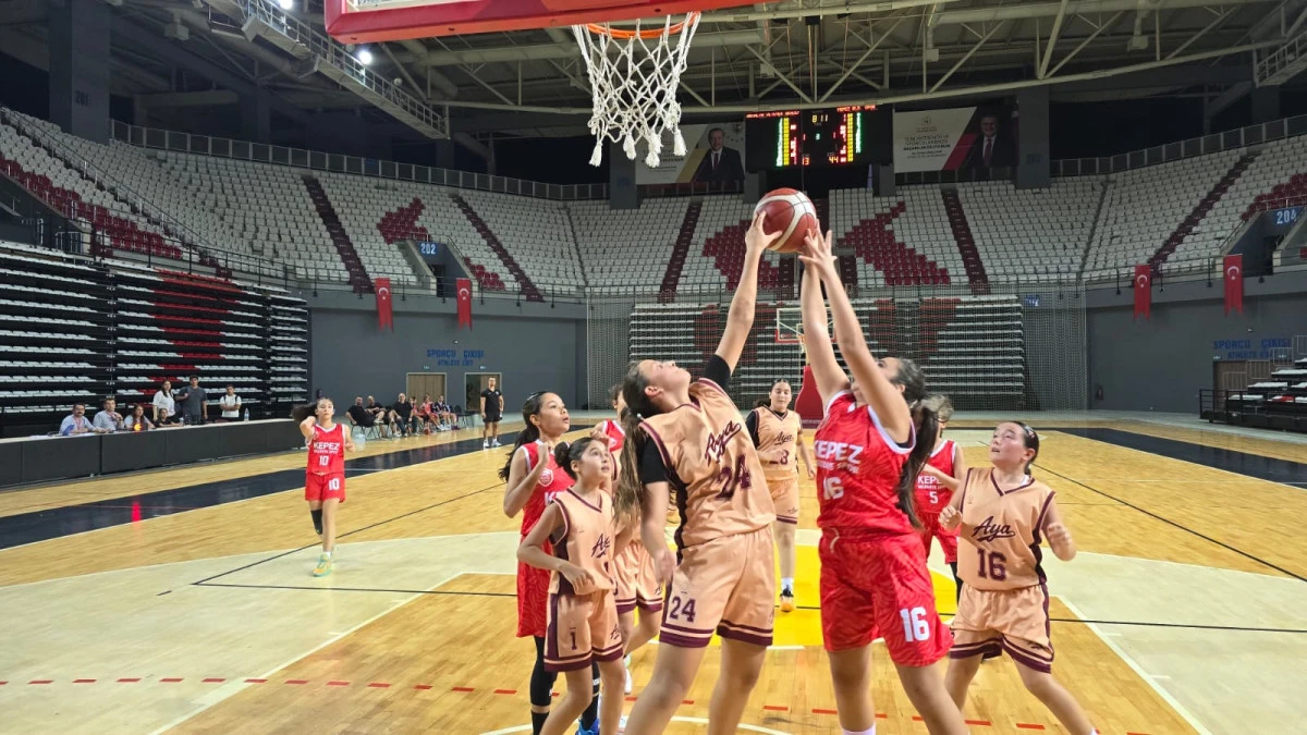 Antalya&rsquo;da basketbol sezonu başladı