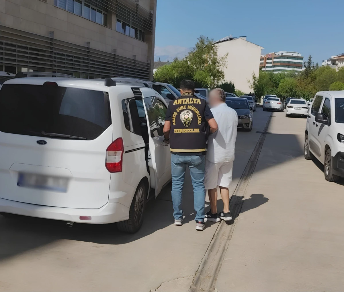 Antalya'da bir haftada 211 şahıs tutuklandı