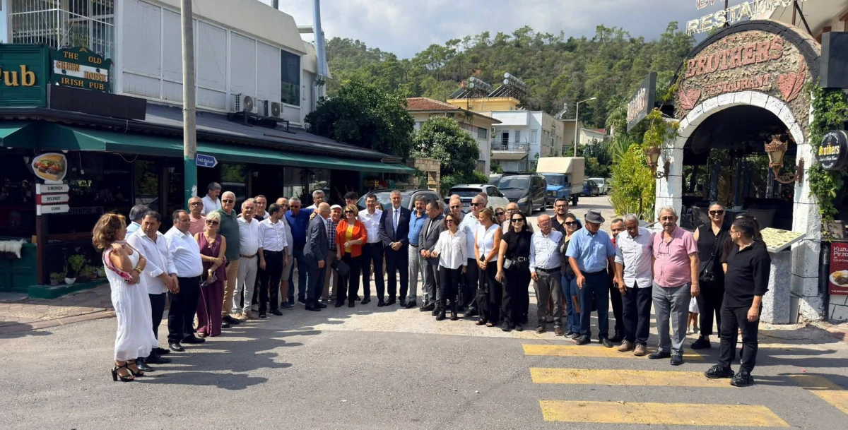 CHP Antalya İl Başkanı Şahin'den Kemer İl&ccedil;e Başkanlığına ziyaret