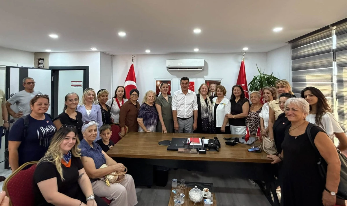 CHP Kadın Kolları'ndan Antalya İl Başkanı Şahin'e ziyaret