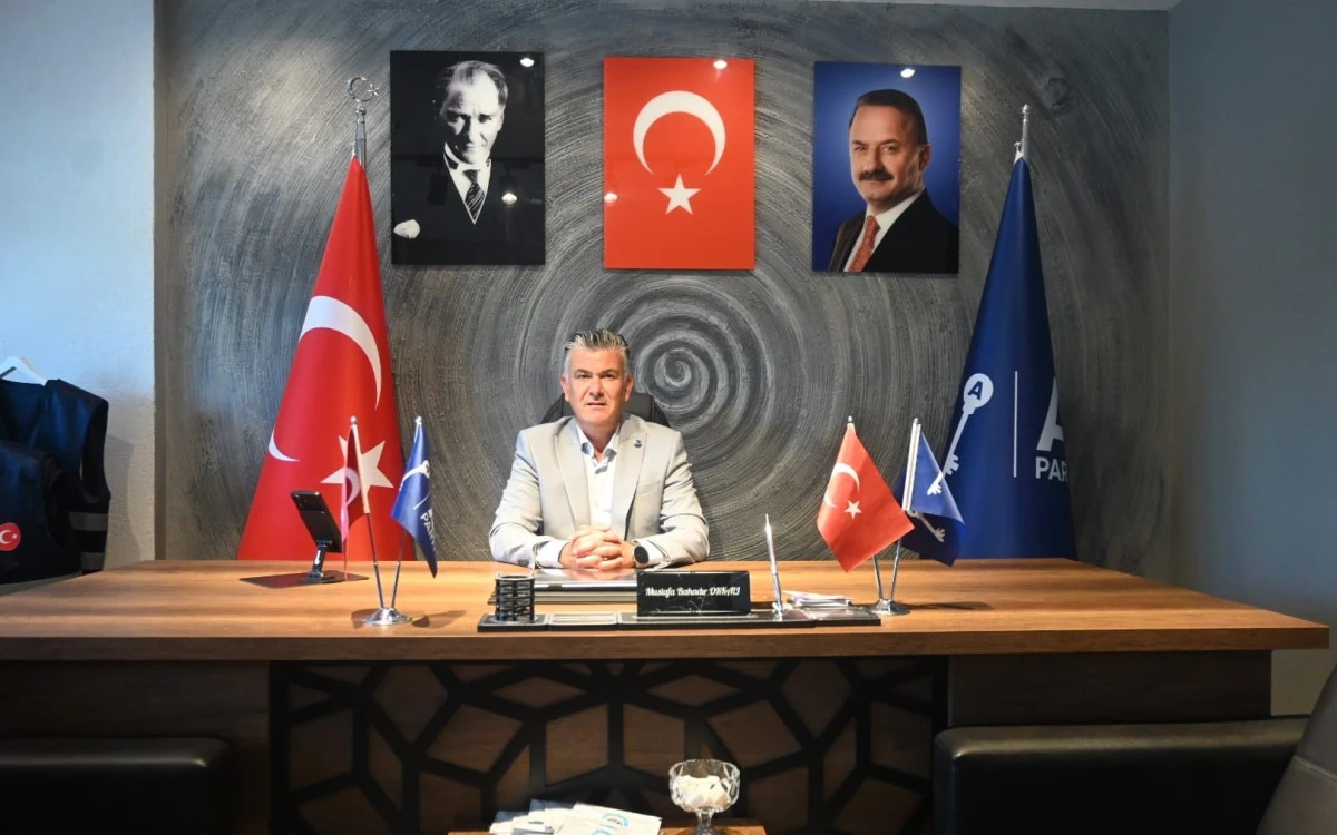 Milli Eğitim m&uuml;fredatındaki o değişikliğe Anahtar Parti'li Okkalı'dan sert eleştiri!
