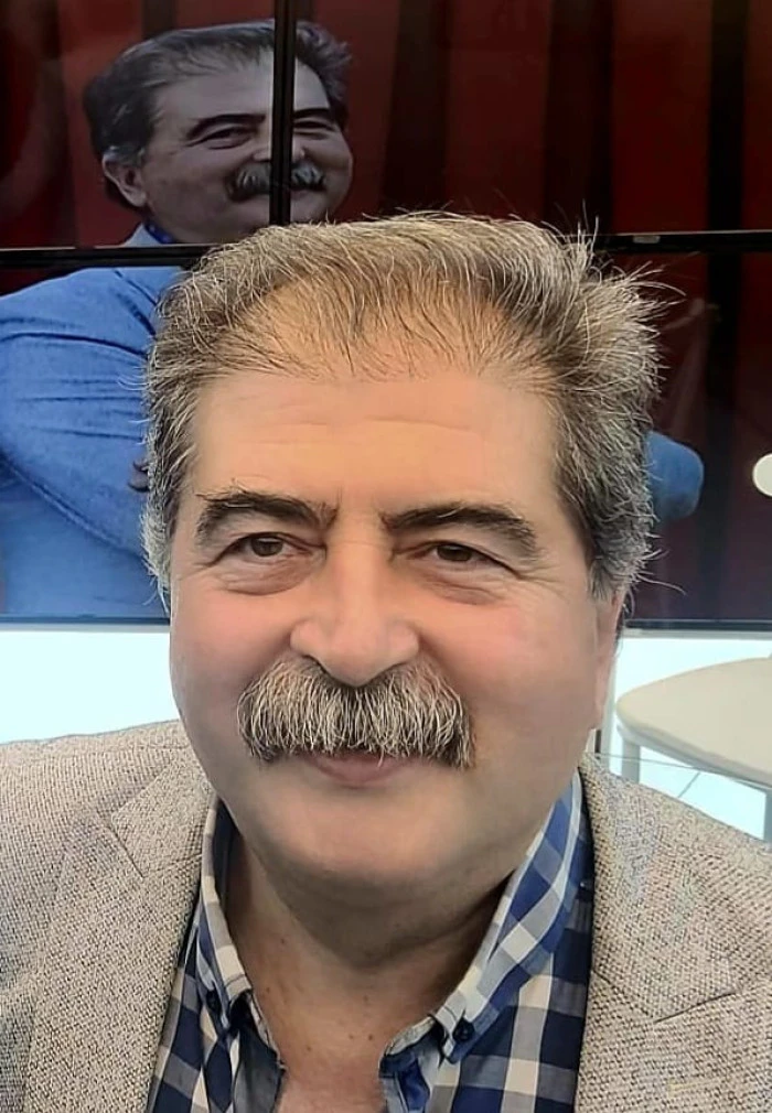 Deniz AKG&Uuml;N