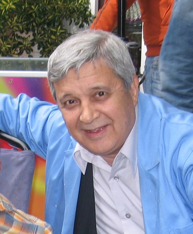 Halit Ak&ccedil;atepe